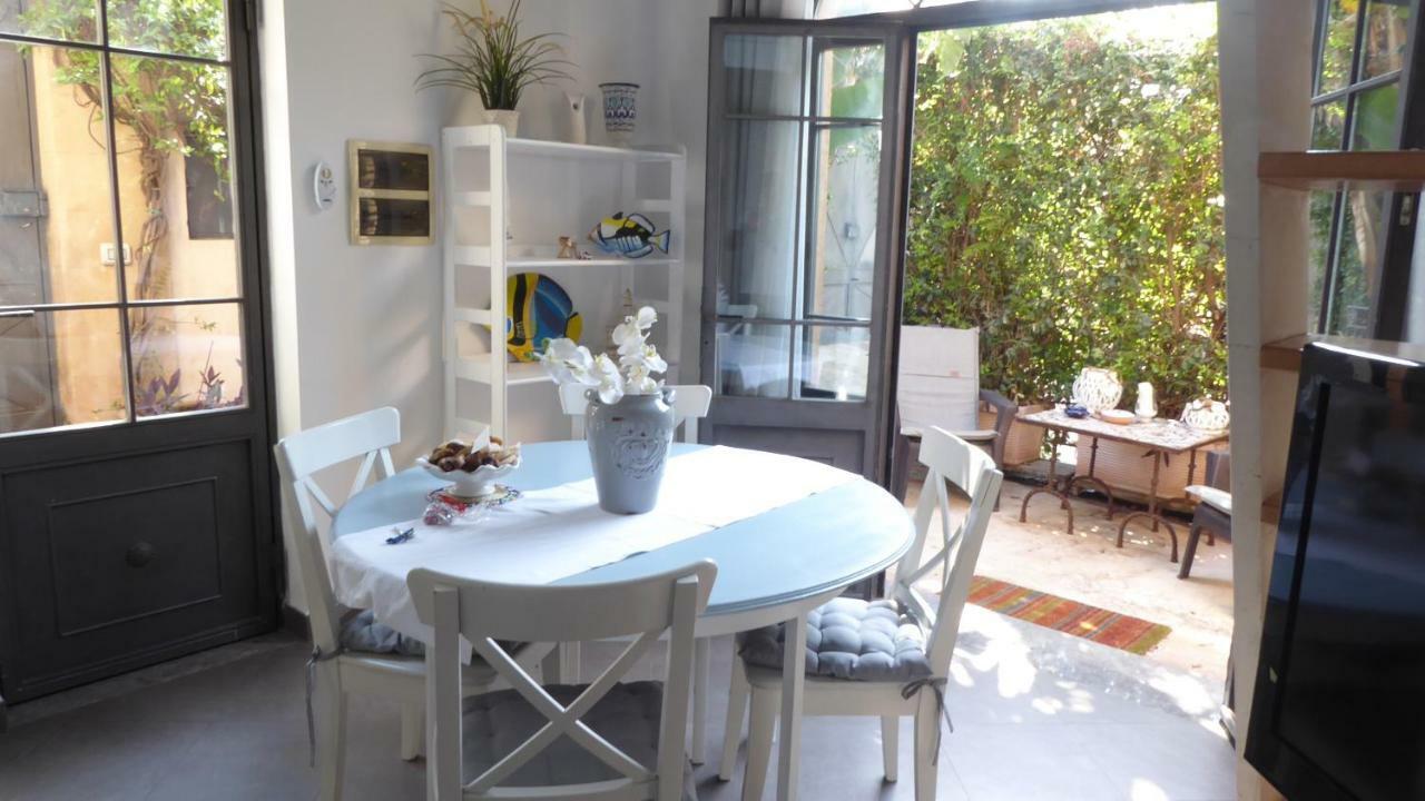 Vila Il Liberty Di Emilia Mondello Exteriér fotografie